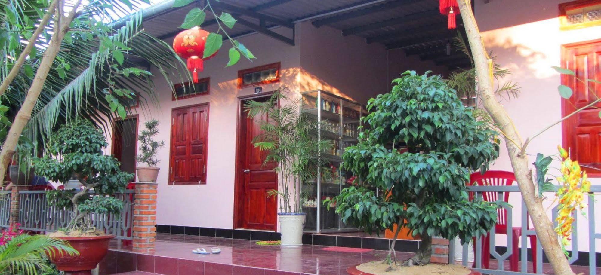Minh Anh Garden Hotel Фантхьет Экстерьер фото
